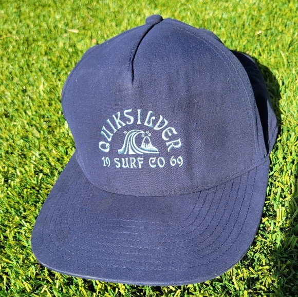 Quicksilver cap 🌟 - Picture 2 of 4